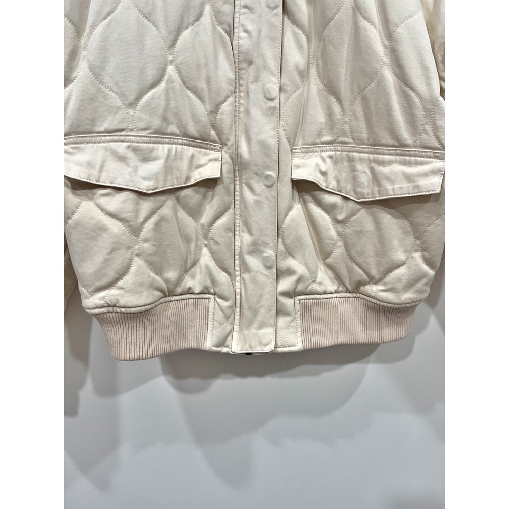 Target Universal Thread Quilted Jacket - Picture 3 of 10
